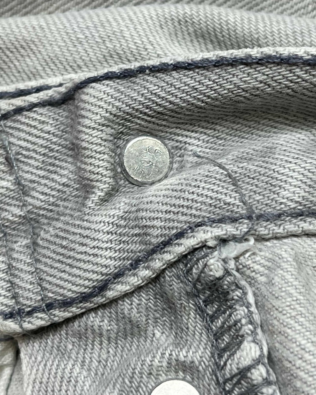 80s Levi’s 501-0657 denim pants jeans