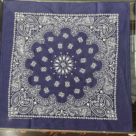 80s-90s HAV-A-HANK Bandanna Navy / バンダナ ペイズリー　アメリカ製